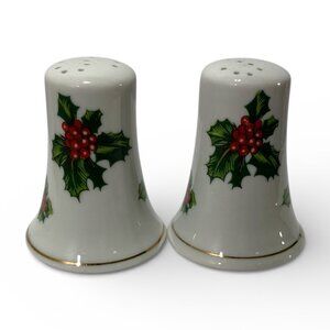 Vintage Yuletide Lefton China Holiday Holly Berry‎ Ceramic Salt Pepper Shake Set